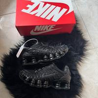 Nike Shox 41 Nere Nuove con etichetta