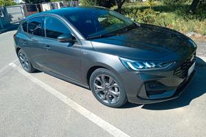 Ford focus 1000 125cv