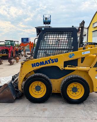 Mini pala gommata KOMATSU SK714-2