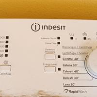 Lavatrice carica alto Indesit  BTW A51052 ricambi 