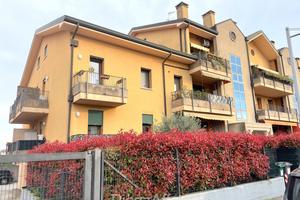 Appartamento dalle generose dimensioni su 2 livell
