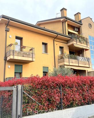 Appartamento dalle generose dimensioni su 2 livell