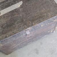 antico baule in legno 
