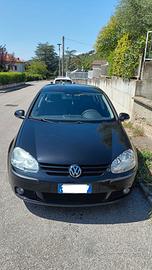 Volkswagen Golf  1.6 FSI  5p Benzina/Metano