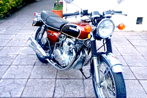 Honda cb 500 four