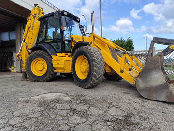 JCB 4CX Retroescavatore/Caricatore 4x4