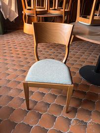100 sedie in legno con seduta imbottita