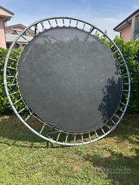 Trampolino da giardino