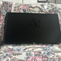 Televisore Akai 32" + staffa posteriore