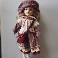 bambola porcellana Alberon 42 cm. tenuta in scatol