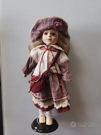 bambola porcellana Alberon 42 cm. tenuta in scatol