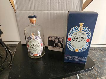 Bottiglia vuota di nocino amaro Nonino