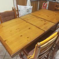 Tavolo rustico in legno massello