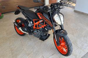 KTM 125 Duke 2023