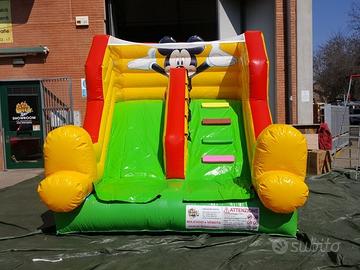 Scivolo gonfiabile per interni - giochi ludoteca