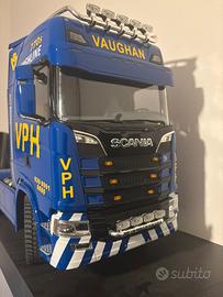 Camion 1/14