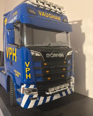 Camion 1/14