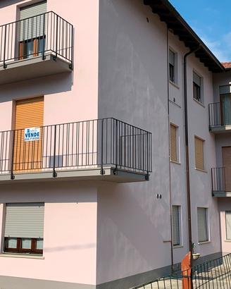 Quadrilocale di 130 mq con balcone e box