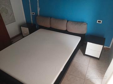 letto completo e comodini