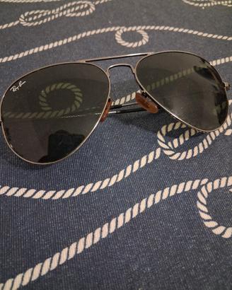 Occhiale rayban originale senza un graffio 