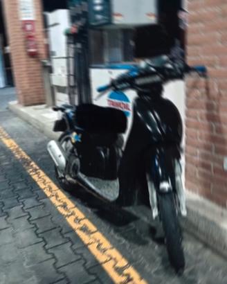 scarabeo 50 2t 