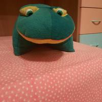 Cuscino a forma di rana