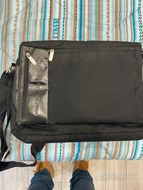 Borsa tracolla PIQUADRO