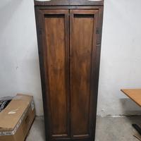armadio in legno artigianale