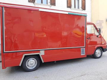 Truckfood Renault Master TD