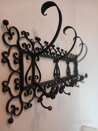 Appendiabiti in ferro battuto lavorato