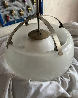 Lampadario Artemide Omega di Vico Magistretti
