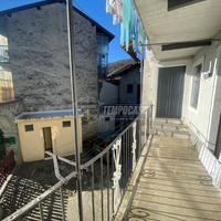 Verbania - Cambiasca, porzione di casa di corte