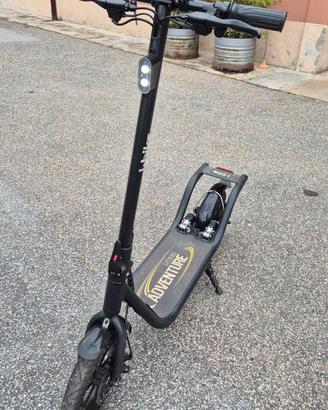 monopattino elettrico