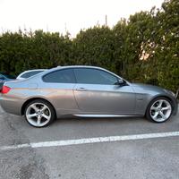 BMW ALLESTIMENTO M3