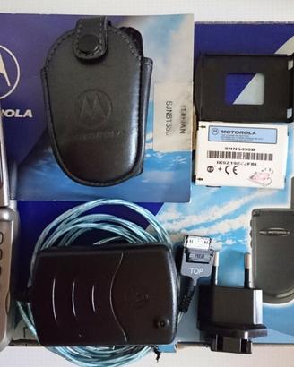 Motorola V3688 Dual Band Optimax Custodia Pelle