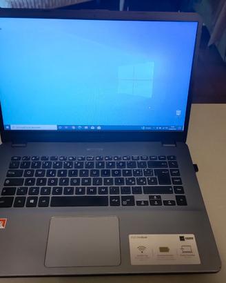 Notebook ASUS VivoBook 15 F505BA - 15.6" RAM 12 GB