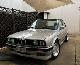 BMW 318is E30 del 90