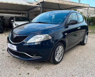 Lancia Ypsilon 1.2 Silver 69cv
