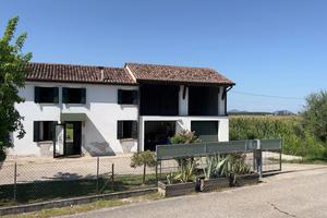 Casa Indipendente Sant'Urbano [SU8VRG]