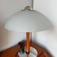 Lampada da tavolo marca Artemide vintage