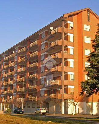 5 LOCALI A COLLEGNO