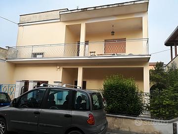 Palazzina con due alloggi indipendenti
