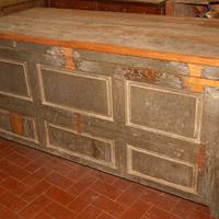 Mobile Antico tipo Madia in castagno