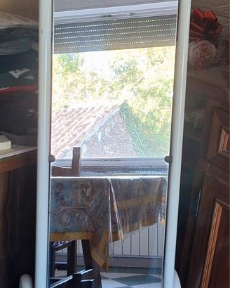 Specchio con piedistallo 