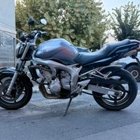 Yamaha FZ6