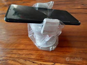 Portacellulare a ventosa