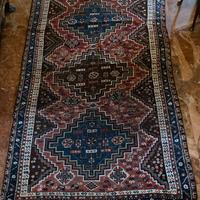 Tapppeto caucasico cm 243 x 150