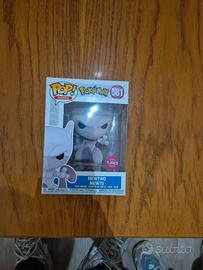 Funko Pop Pokemon - Mewtwo 581 (Flocked)