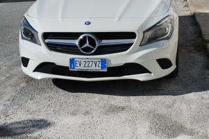 Mercedes  cla
