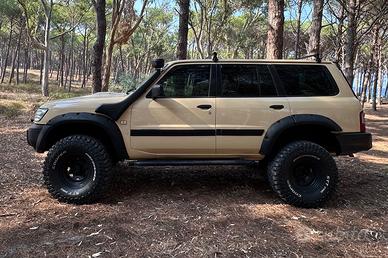 Nissan Patrol Y61  2.8  - leggere bene